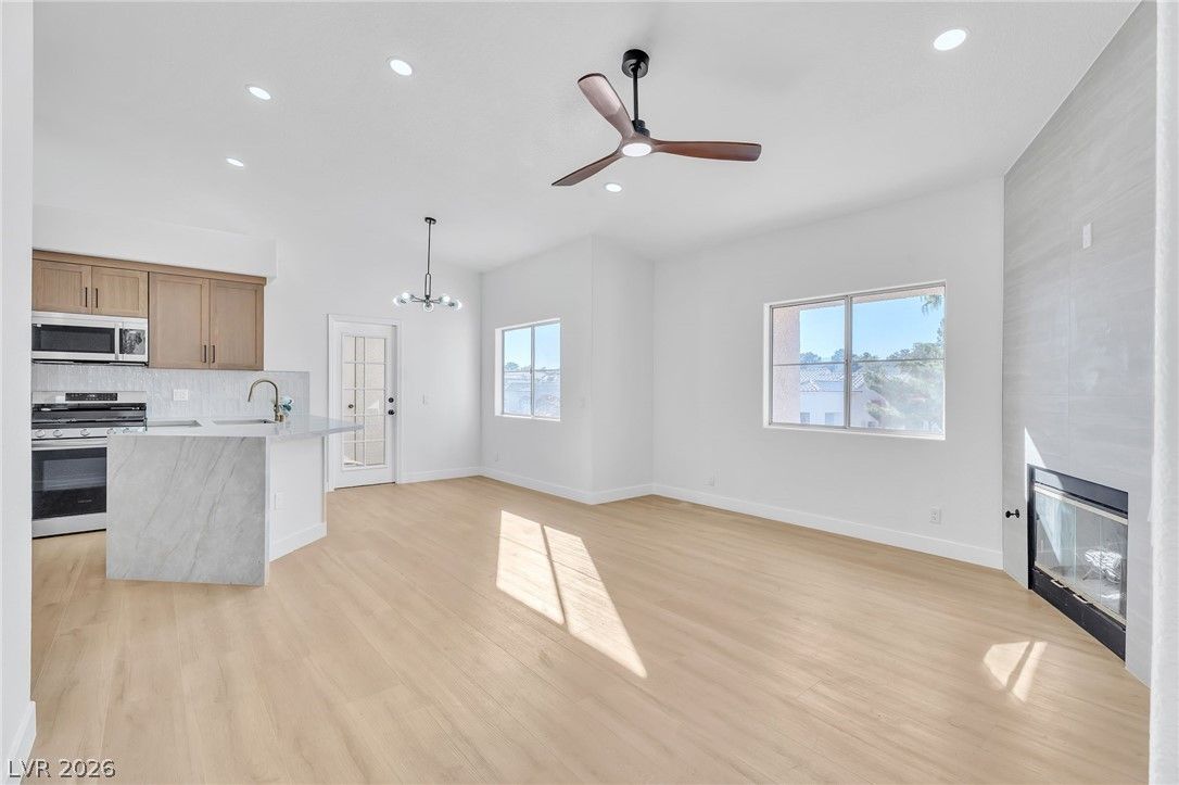 5225 West Reno Avenue 210 — photo 5