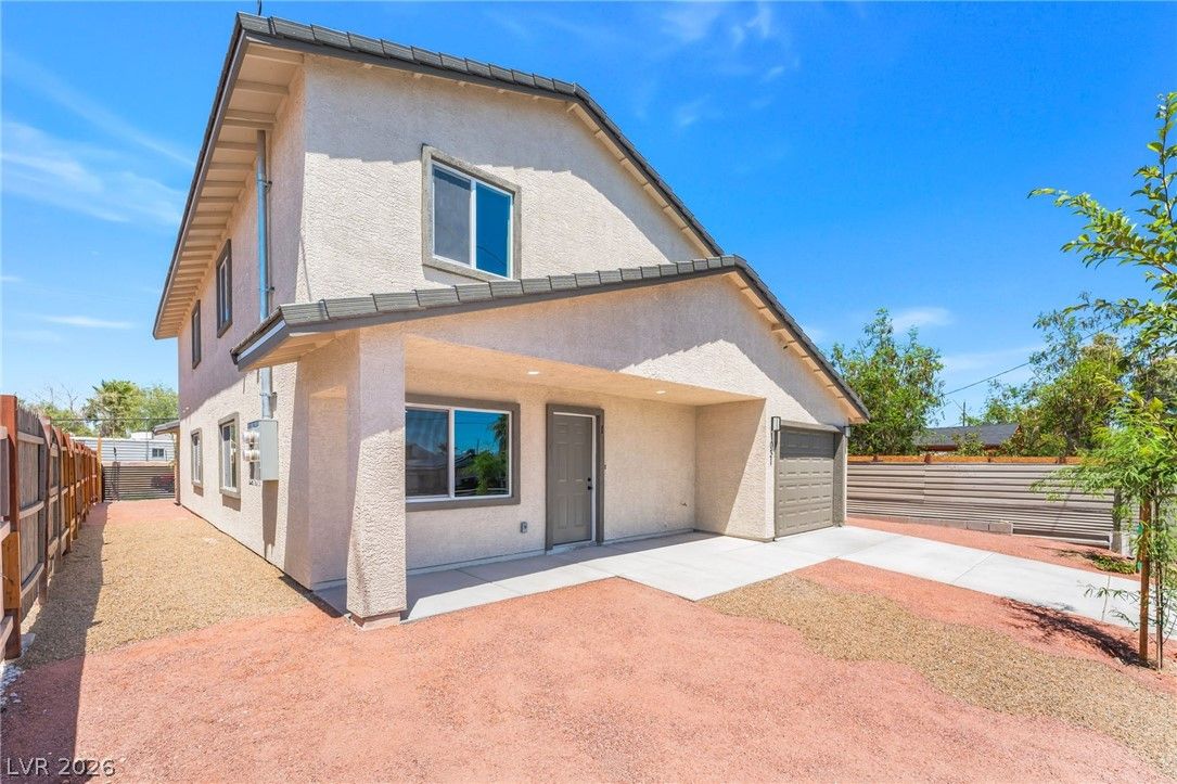 1031 Palm Street — photo 3