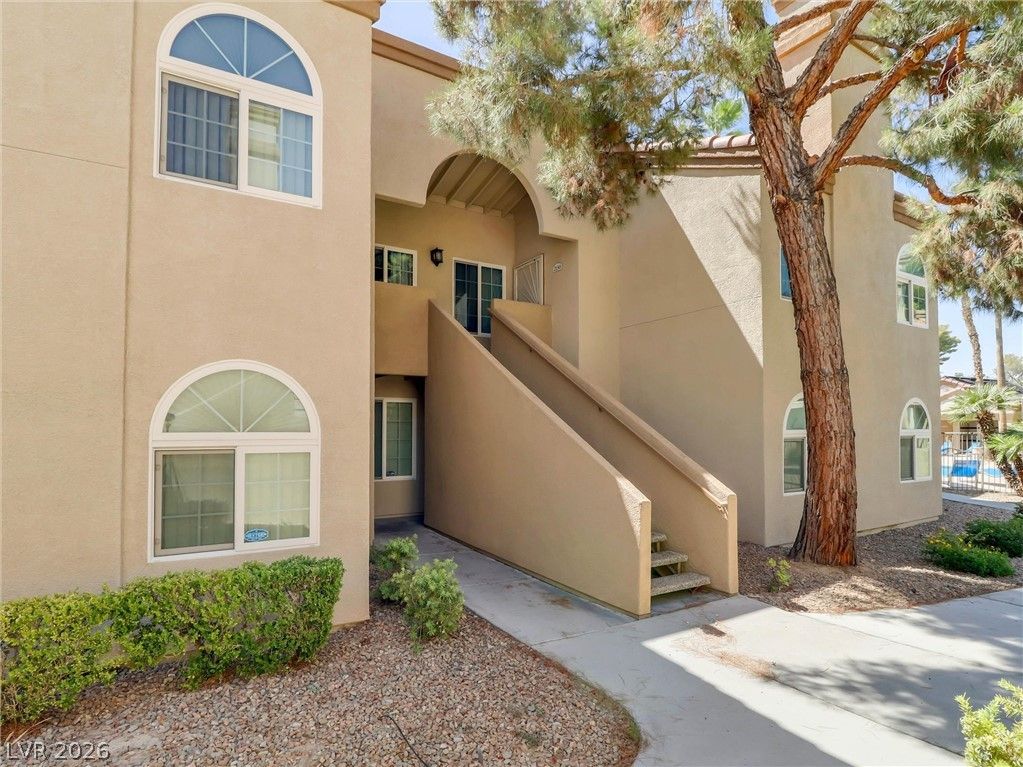 3145 East Flamingo Road 2129 — photo 2