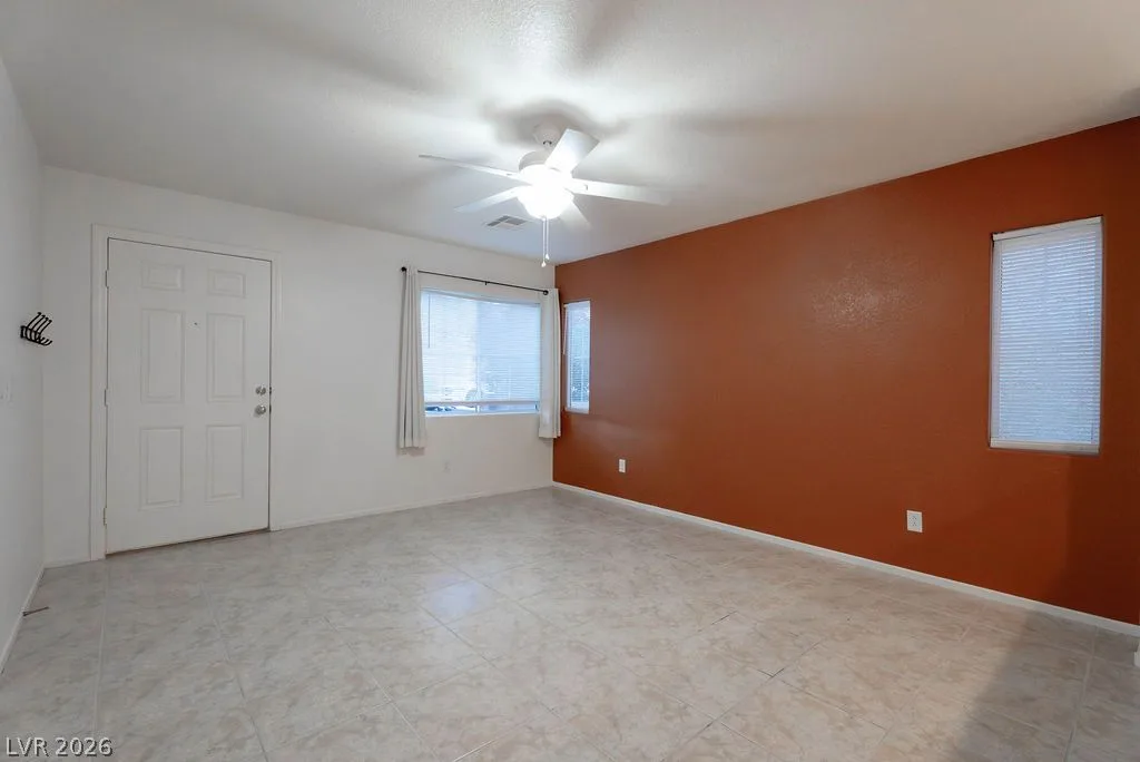 10380 Commanche Moon Avenue — photo 5