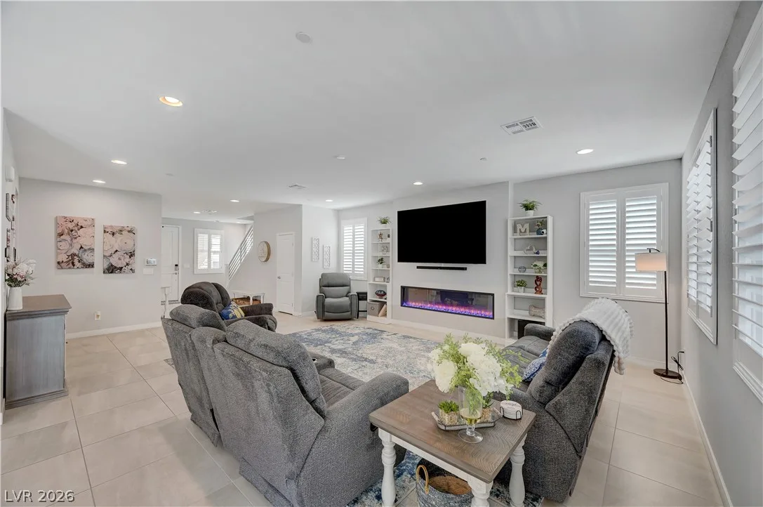 10401 Wedgedale Avenue — photo 5