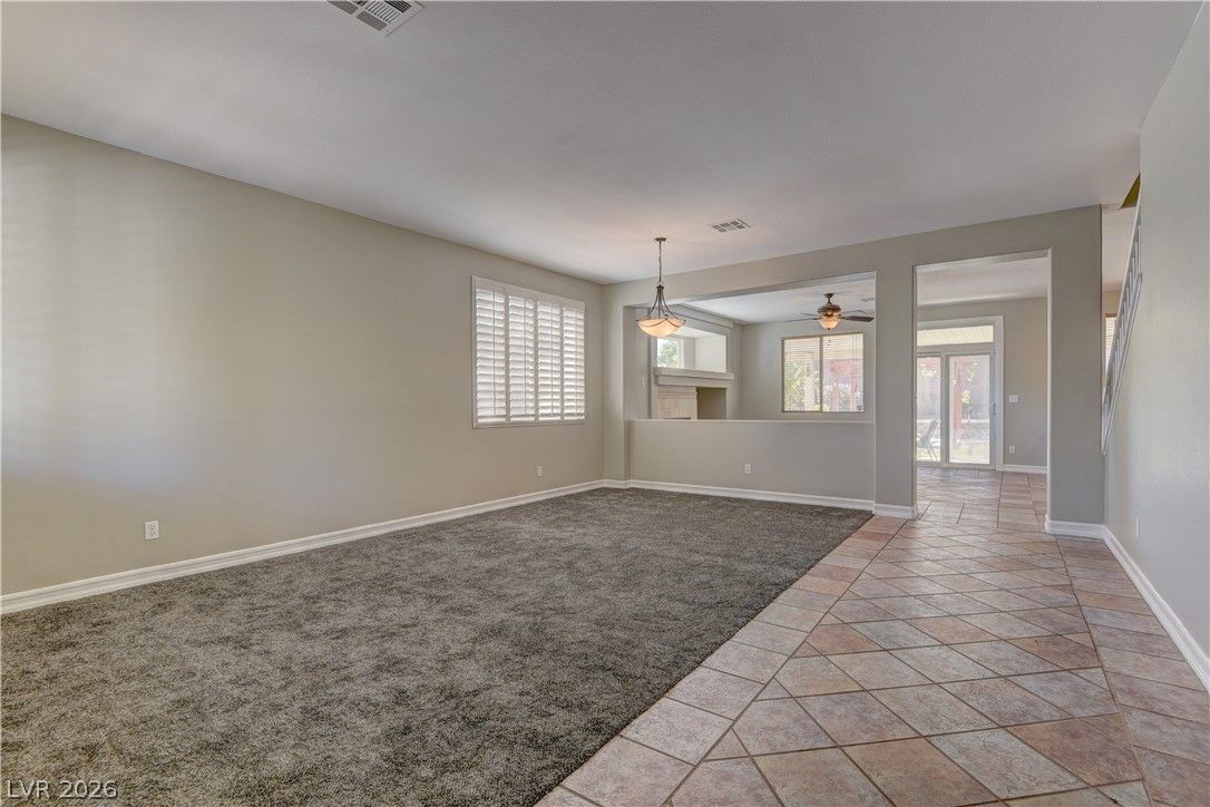 1255 Summer Dawn Avenue — photo 4 of 26