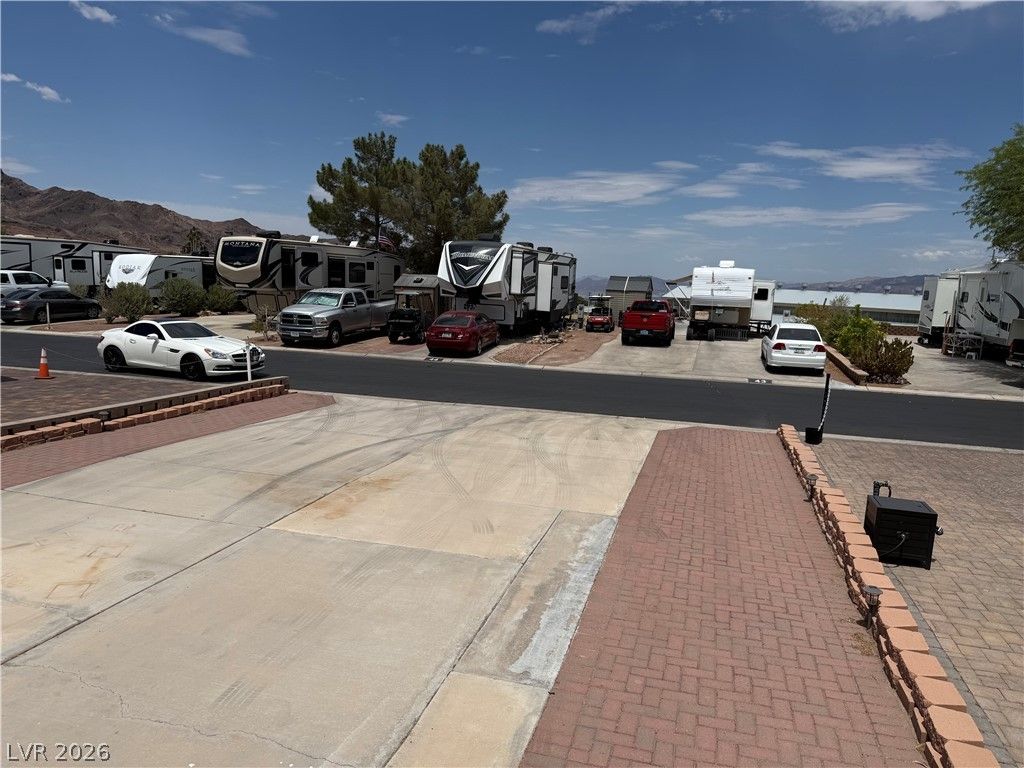 812 Pelican Way — photo 3 of 15
