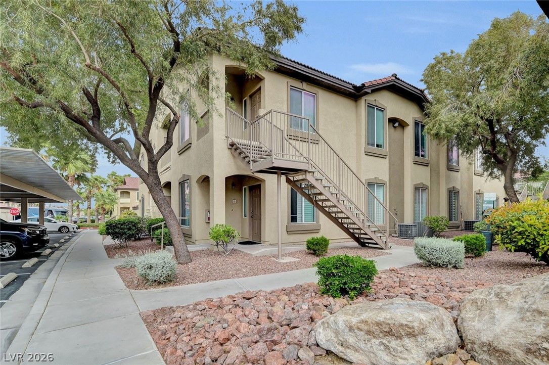 3360 Cactus Shadow Street 201 — photo 2