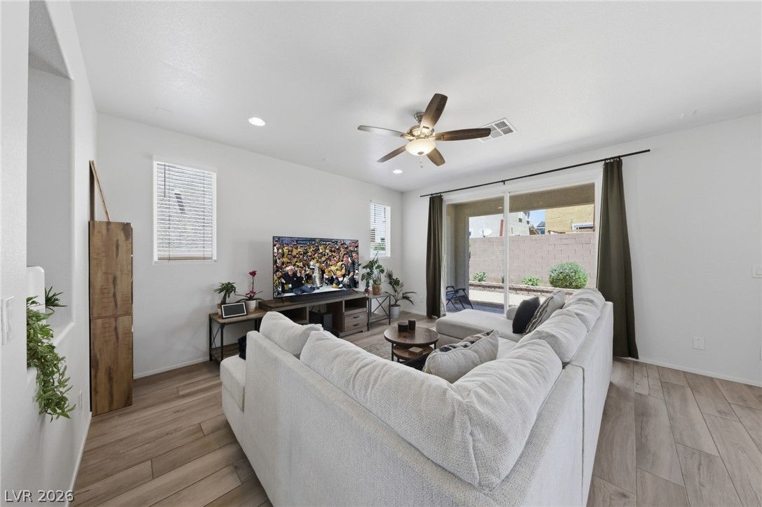 344 Hibiscus Bay Court — photo 4