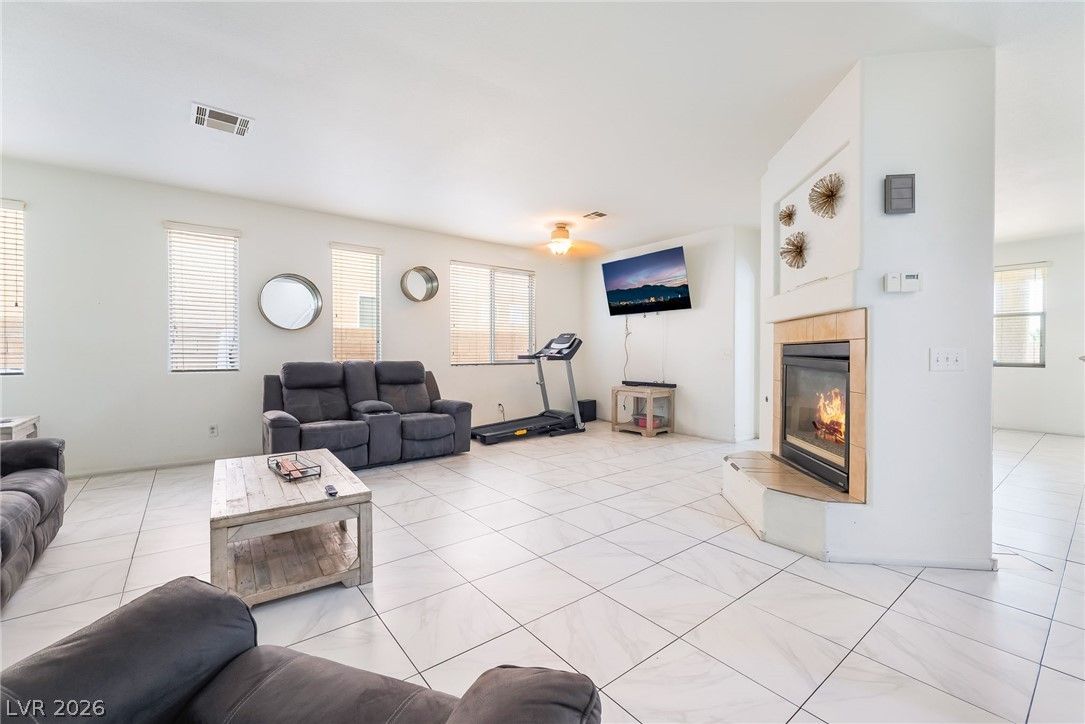 5317 Caprock Canyon Avenue — photo 5