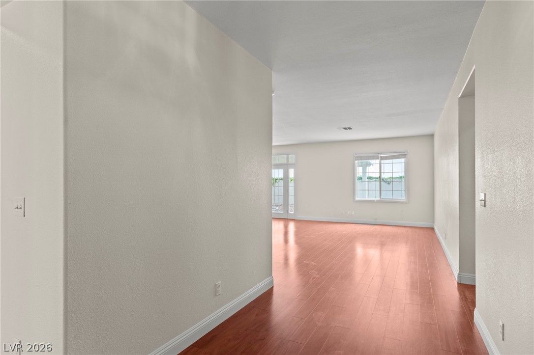 4512 Dawn Peak Street — photo 5