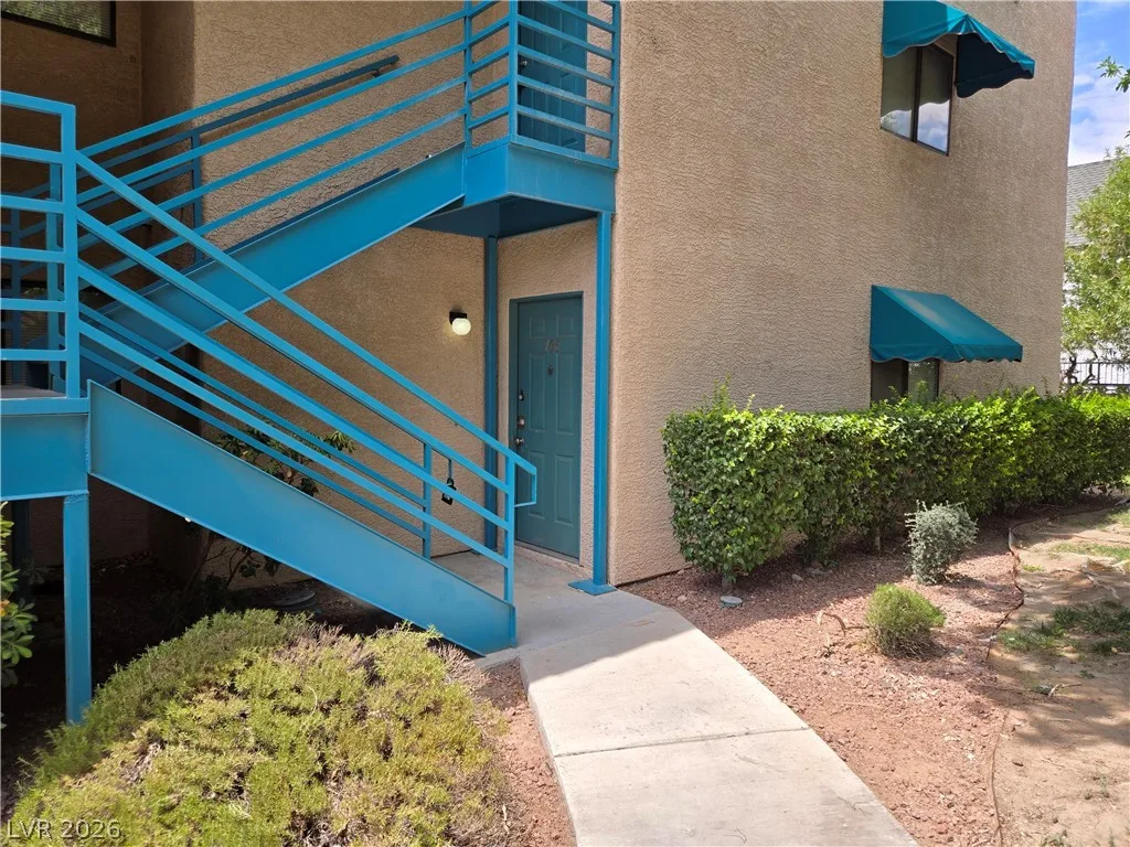 2180 Pinetop Lane 106 — photo 3