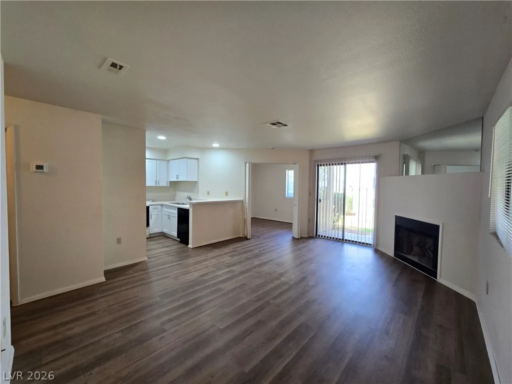 2180 Pinetop Lane 106 — photo 5