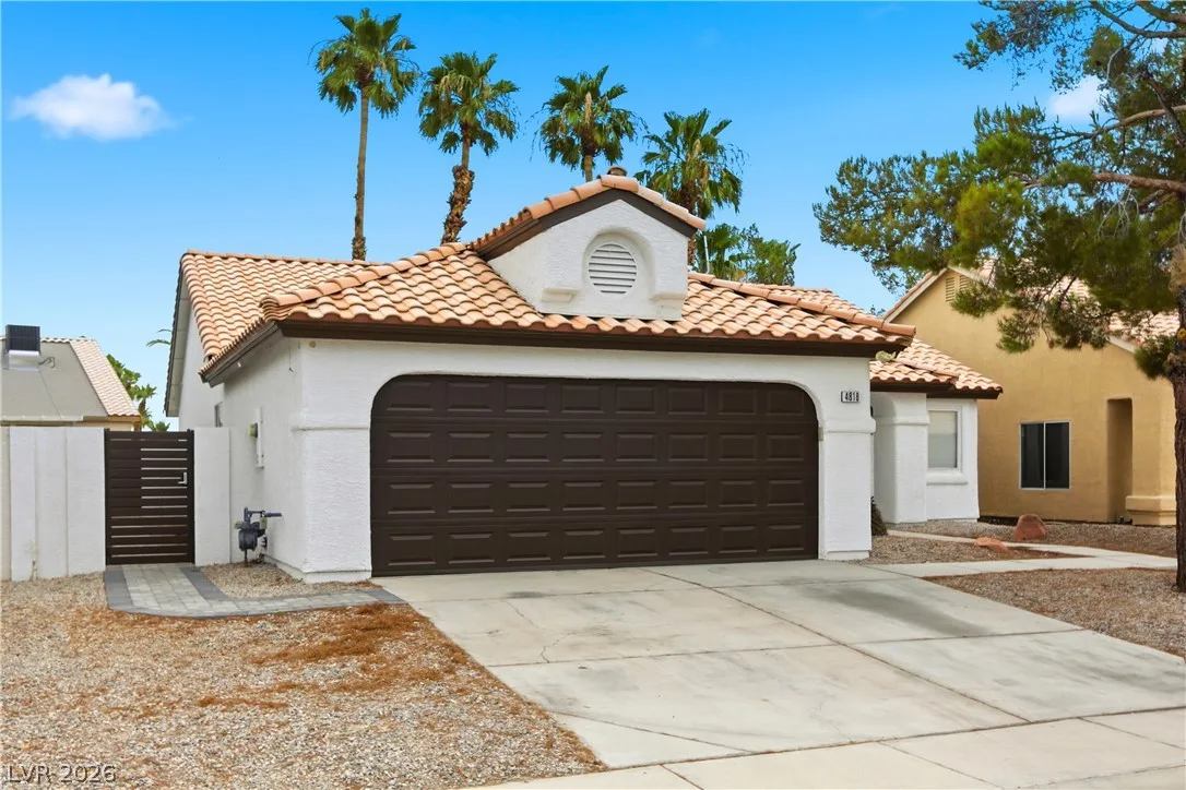 4818 Carefree Drive — photo 3