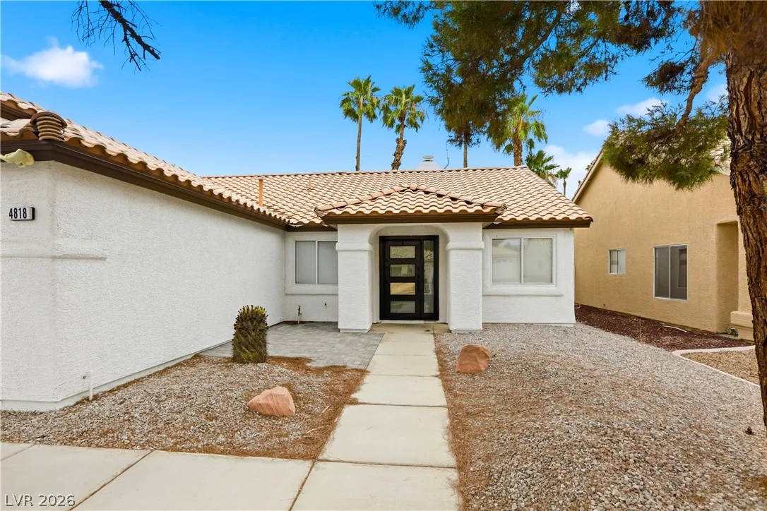 4818 Carefree Drive — photo 4