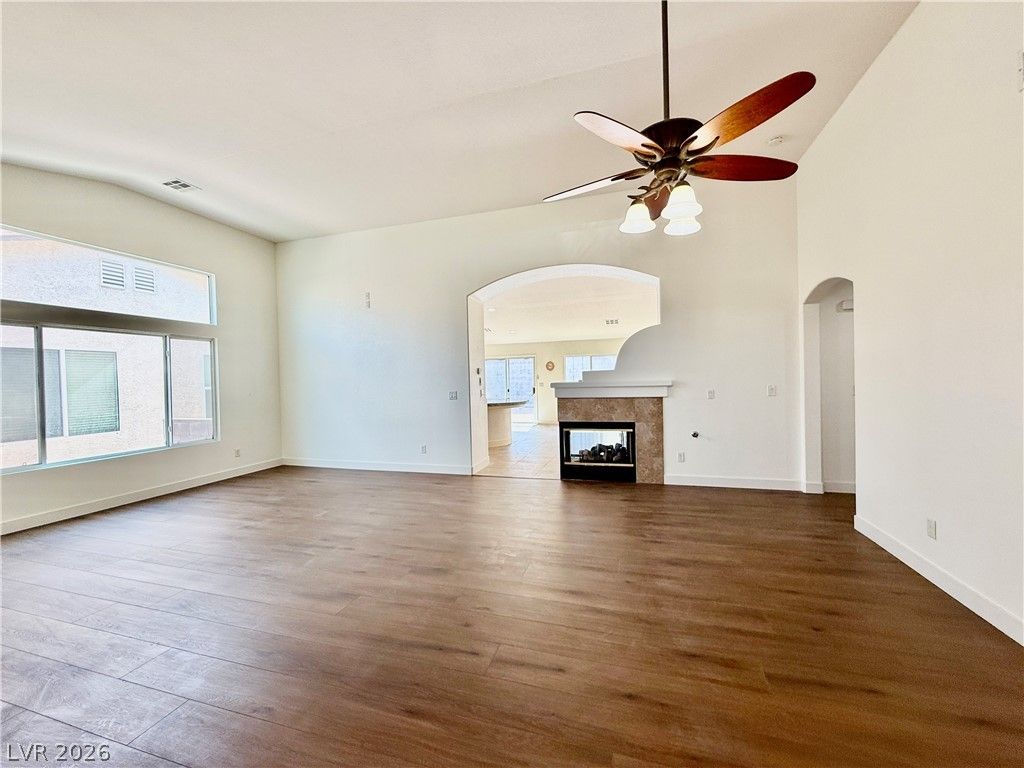 5929 Ferrell Street — photo 3 of 41