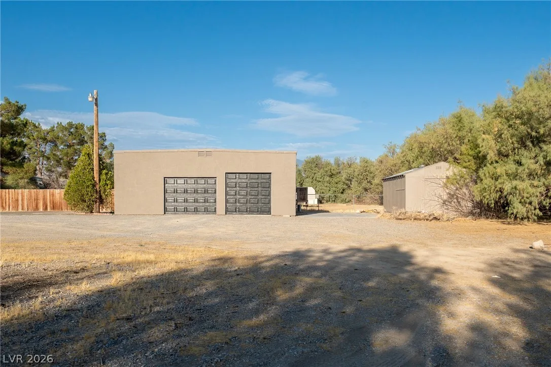 1411 Lanette Circle — photo 2