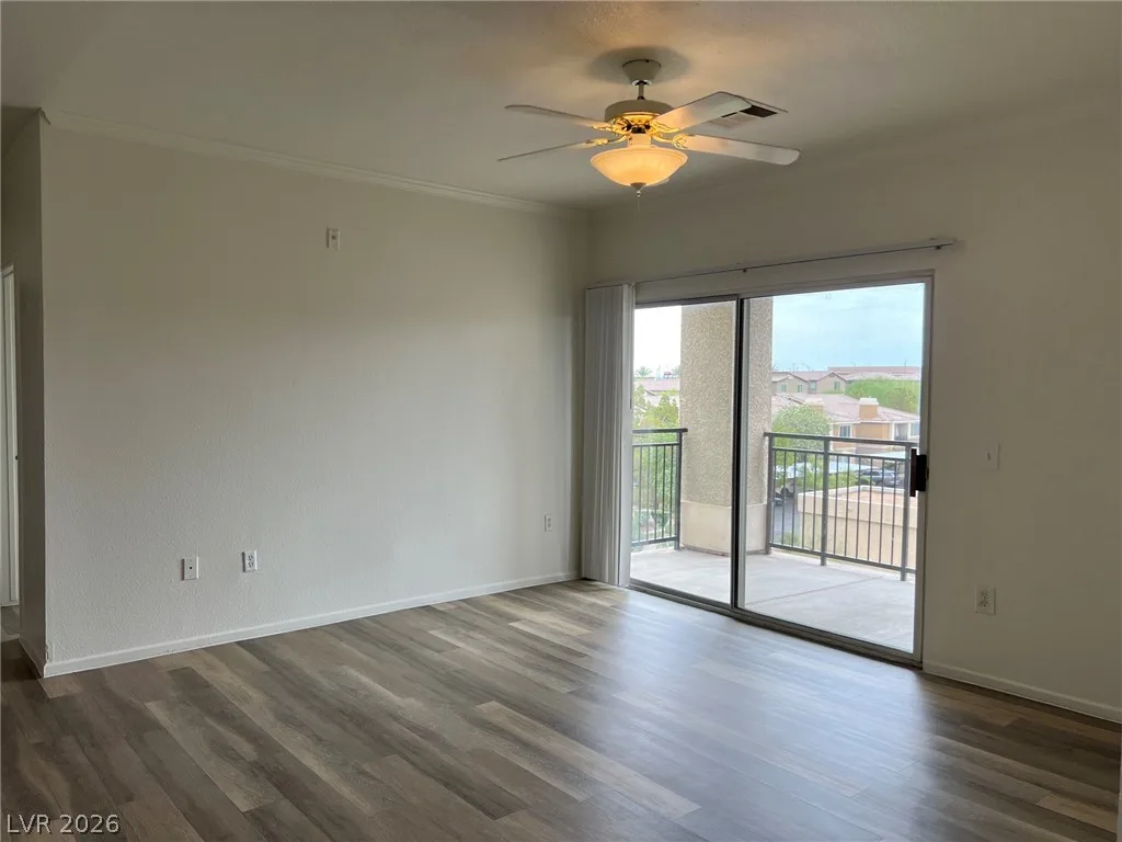 2900 Sunridge Heights Parkway 935 — photo 2