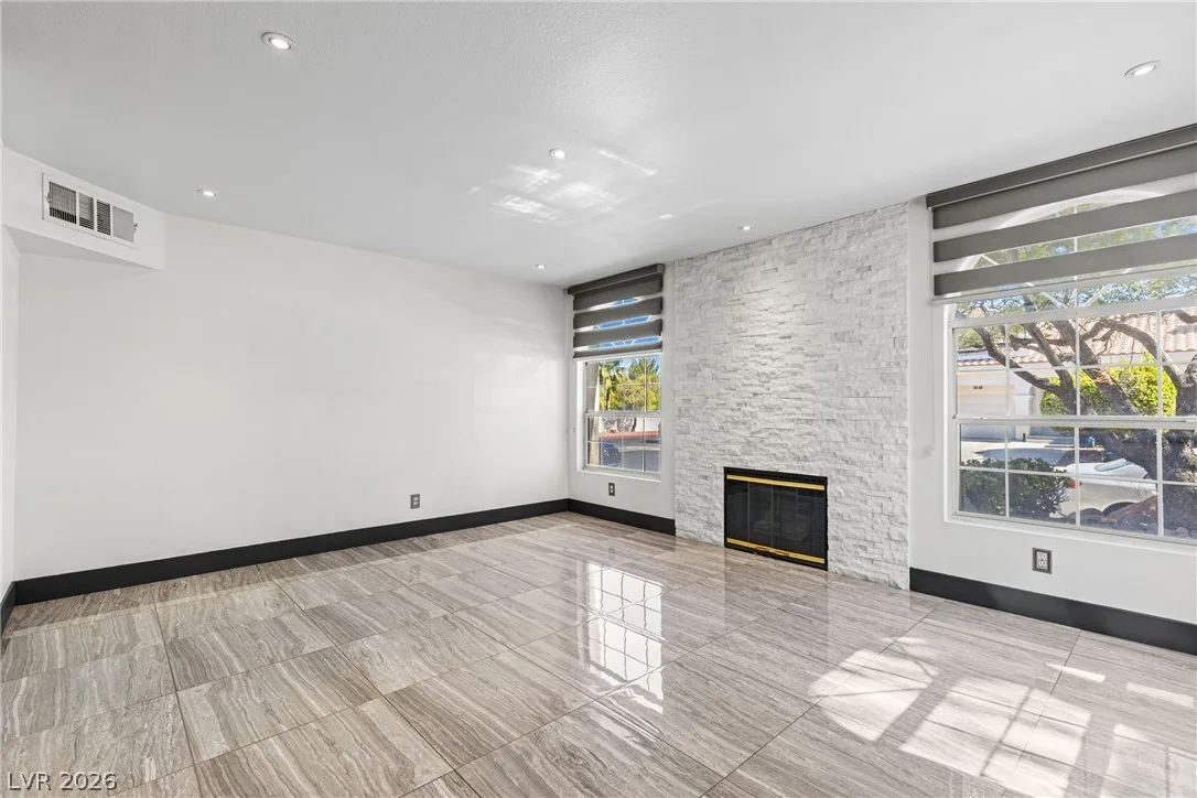 7968 Dorinda Avenue — photo 4