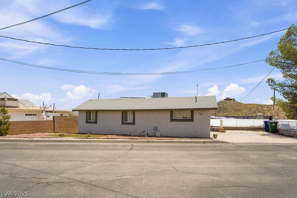 15 Valley View Lane — photo 3 of 57