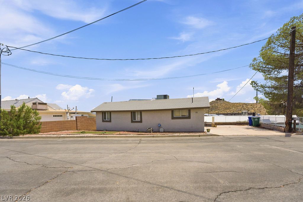 15 Valley View Lane — photo 4 of 57