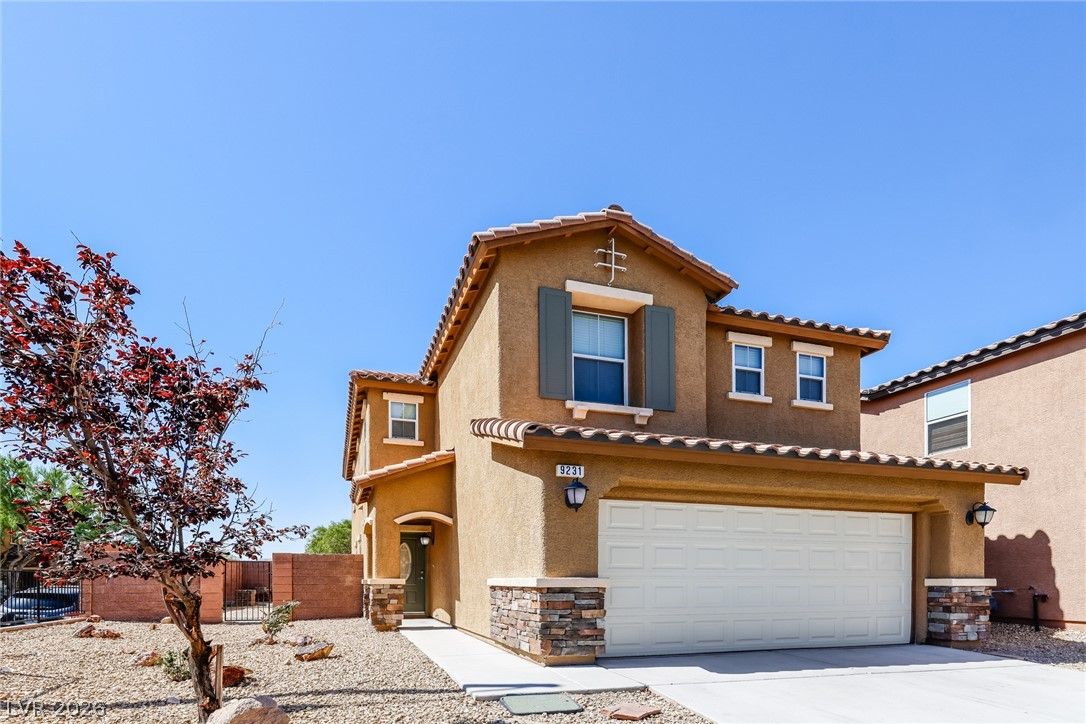 9231 Wild Stampede Avenue — photo 4 of 27