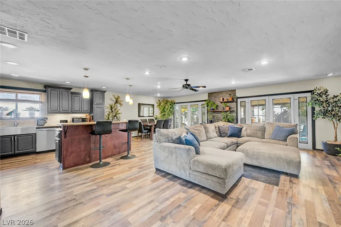 3949 Brighthill Avenue — photo 4