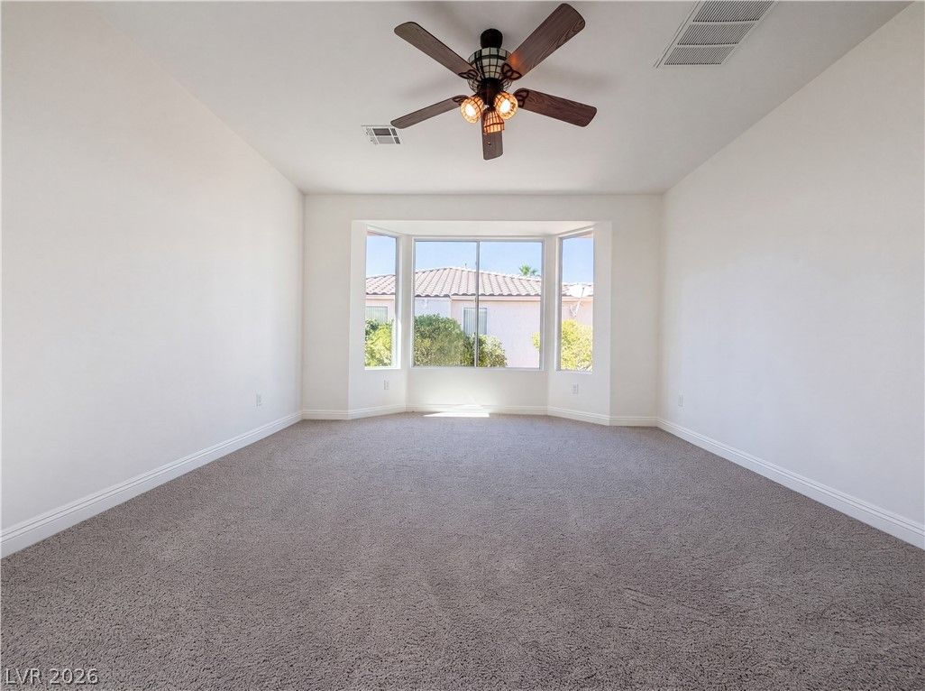 10228 Donde Avenue — photo 4