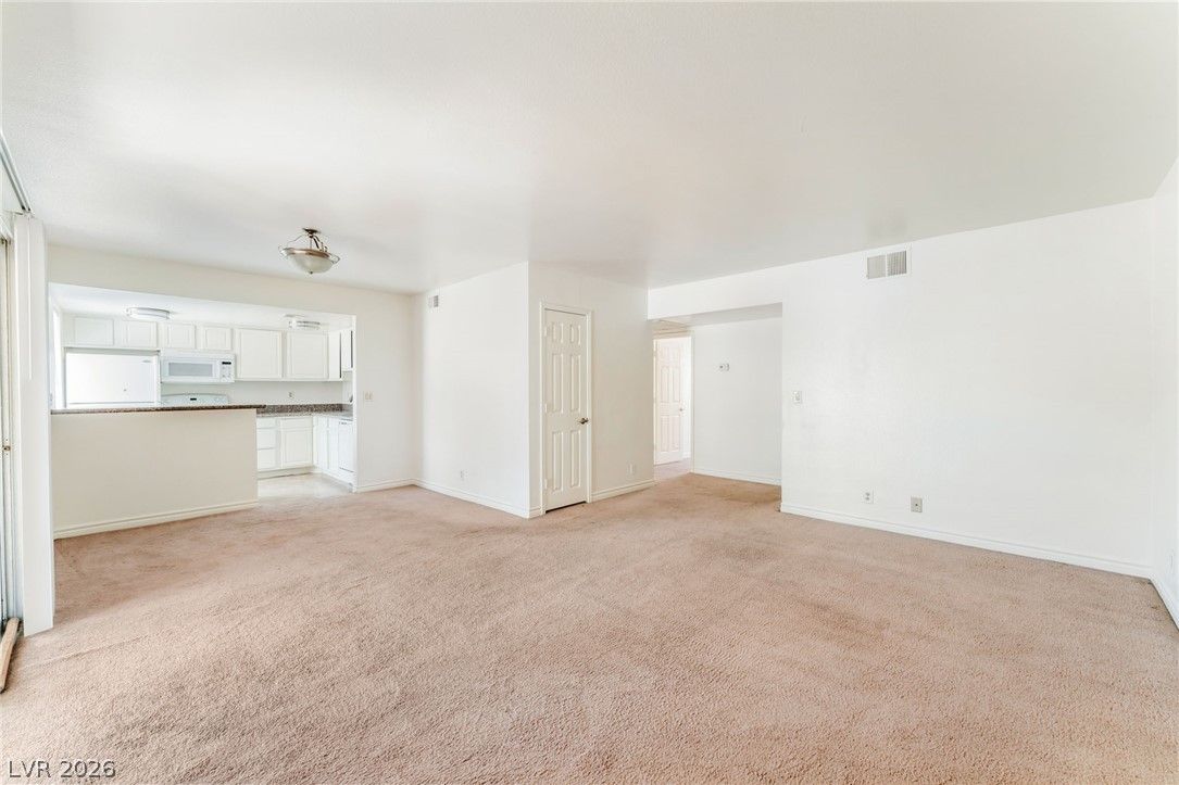 4360 Sandy River Drive 31 — photo 5 of 21