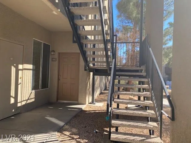 4400 South Jones Boulevard 1092 — photo 3 of 14