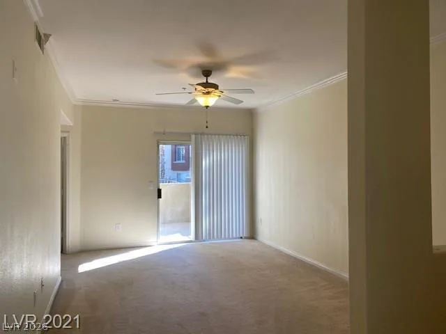 4400 South Jones Boulevard 1092 — photo 4 of 14