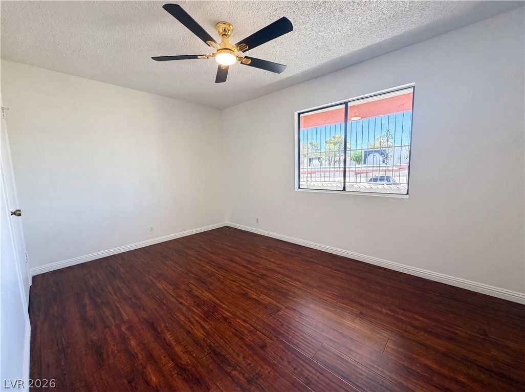 1701 East Katie Avenue 83 — photo 4