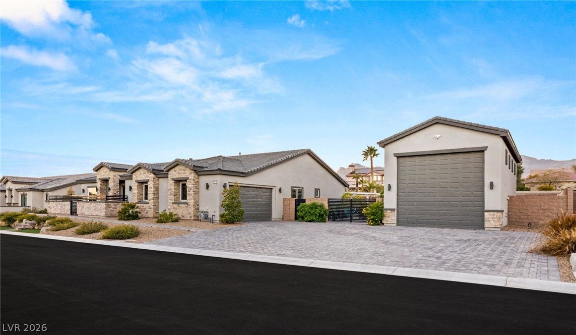5865 Alice Landing Court — photo 3