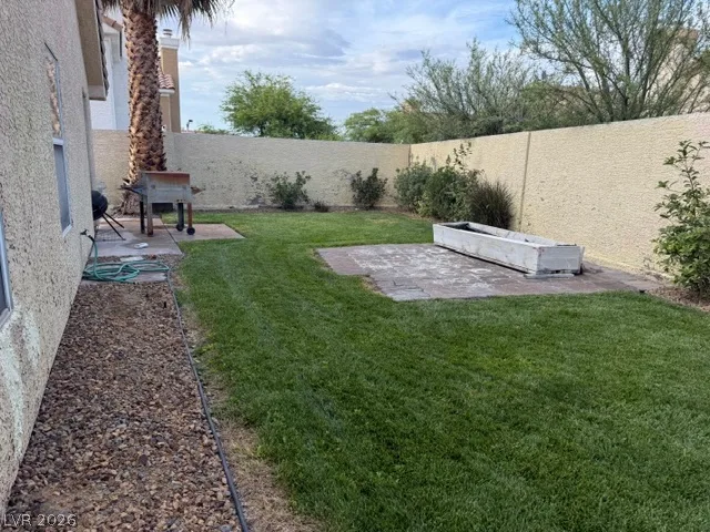 2328 Babcock Drive — photo 2 of 7