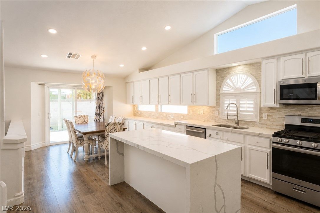 9682 Driftwood Island Court — photo 3 of 18