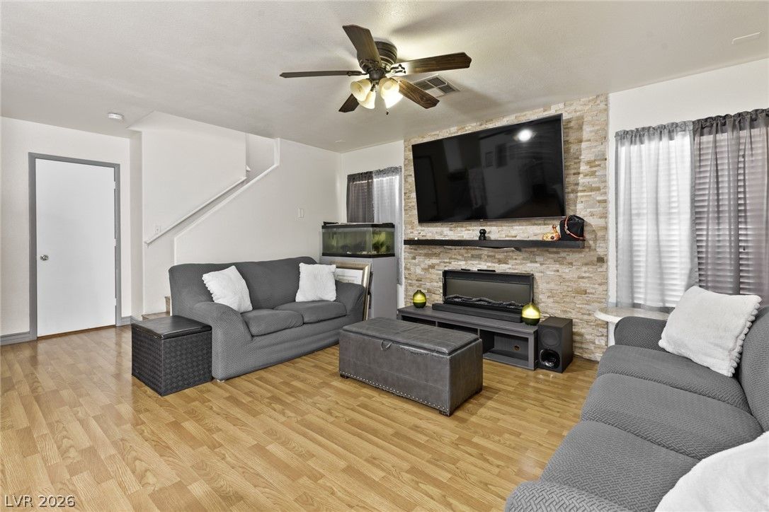 10260 Martinsburg Court — photo 5