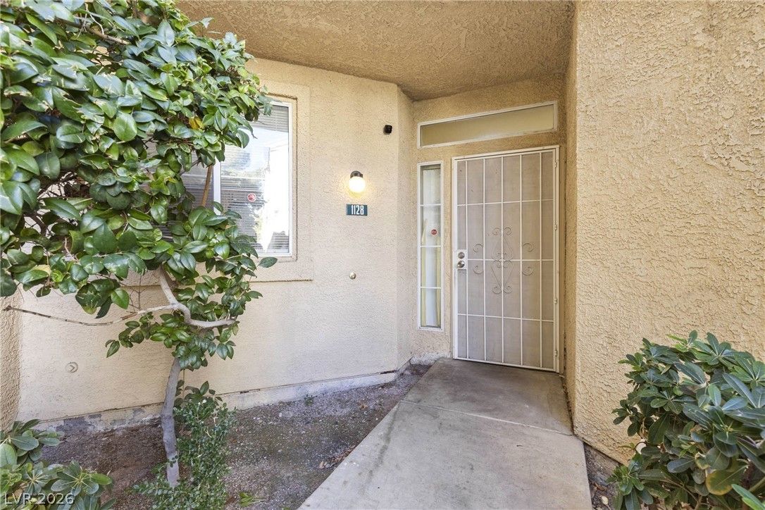 5155 West Tropicana Avenue 1128 — photo 2 of 35