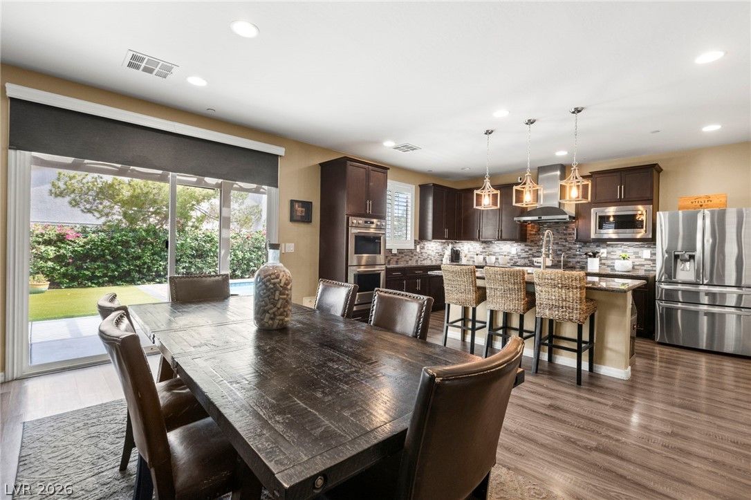 1310 Reef Point Avenue — photo 5