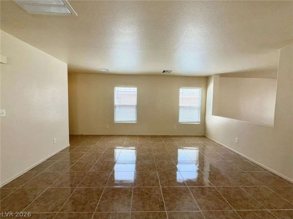 11225 Sandrone Avenue — photo 3