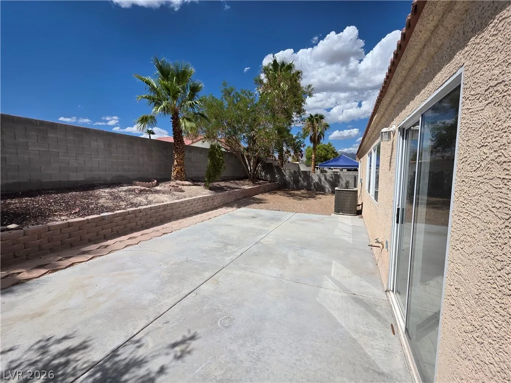 6119 MAGIC MESA Street — photo 4