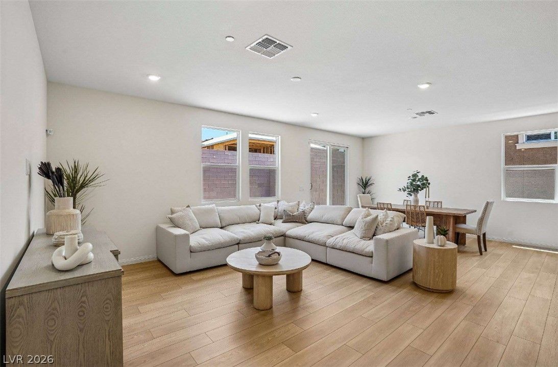 671 Tranquil Bay Court — photo 3