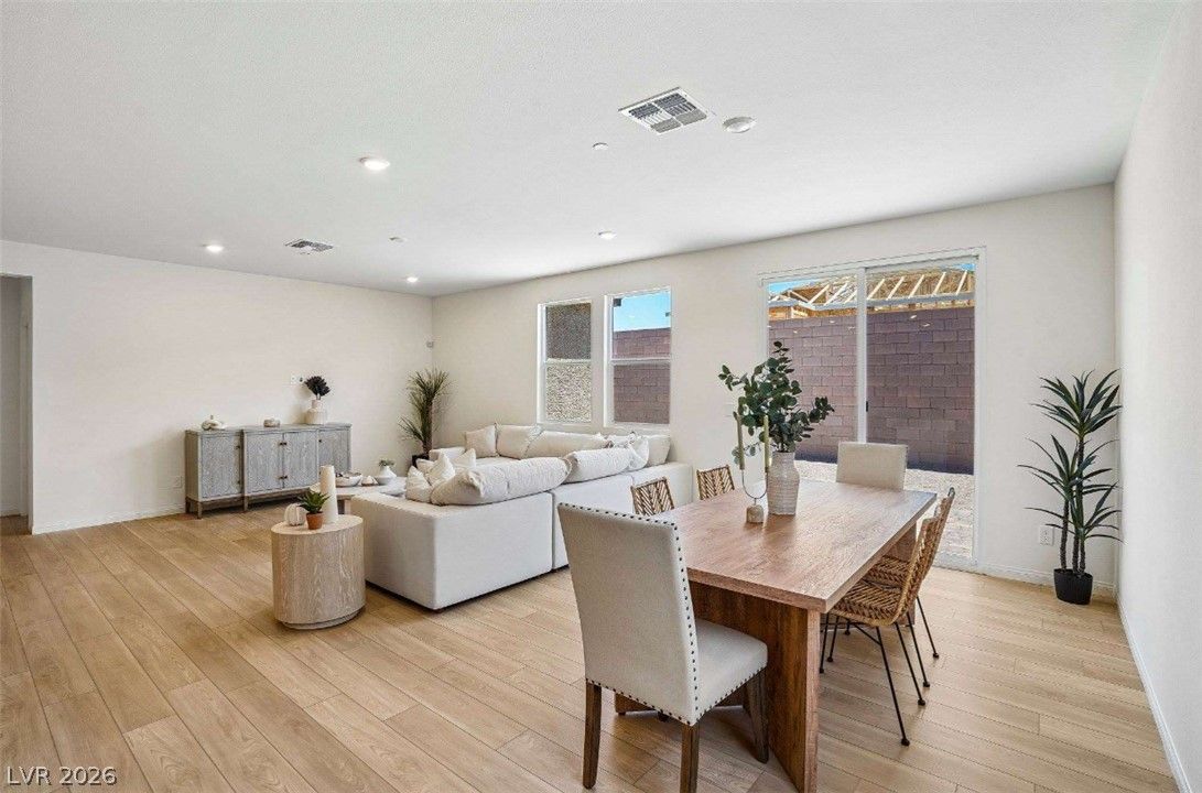 671 Tranquil Bay Court — photo 4