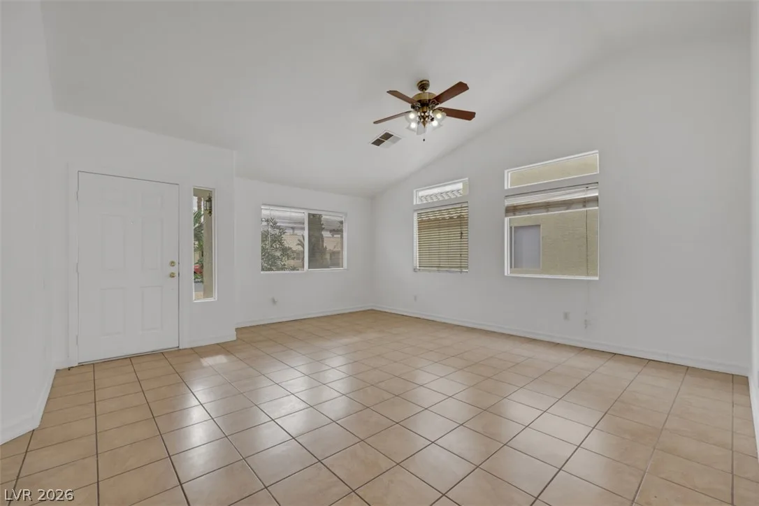 4643 Califa Drive — photo 4
