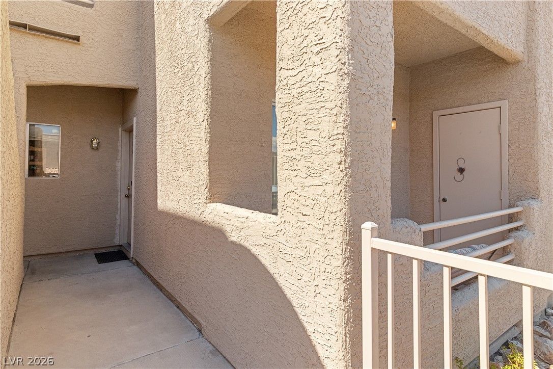 2192 Aspen Mirror Way 102 — photo 4