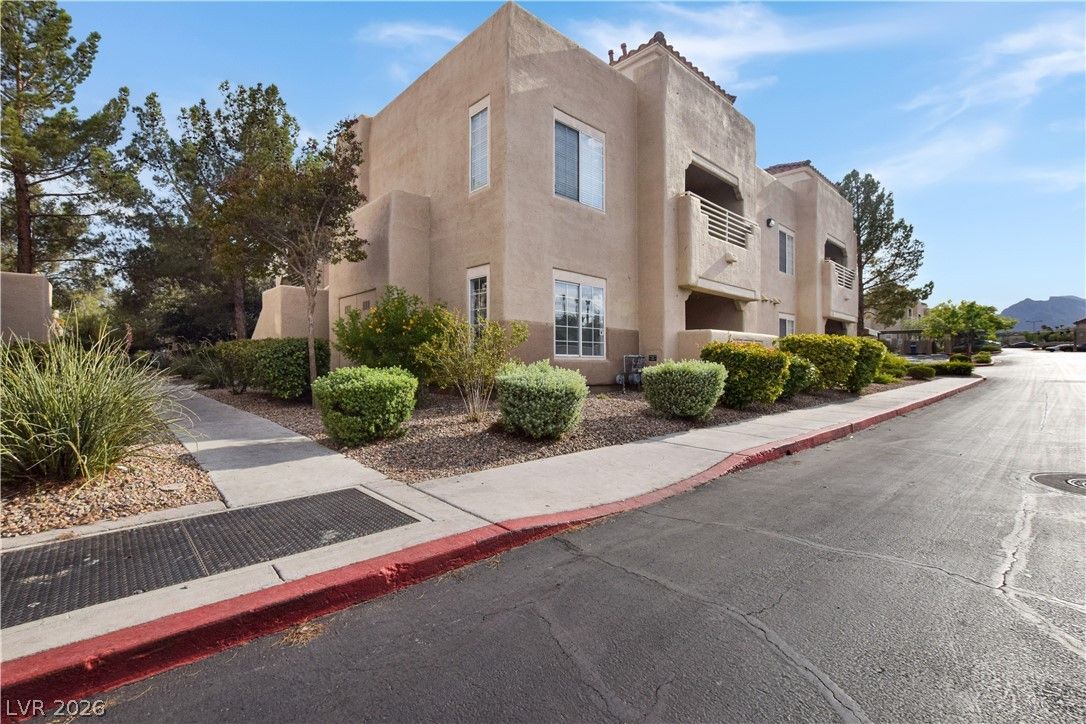 1908 DESERT FALLS Court 108 — photo 1