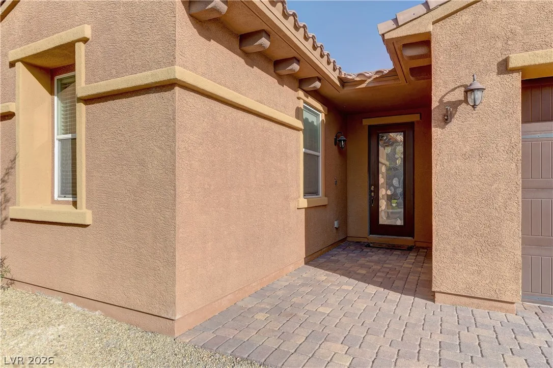 972 Rue Grand Paradis Lane — photo 3