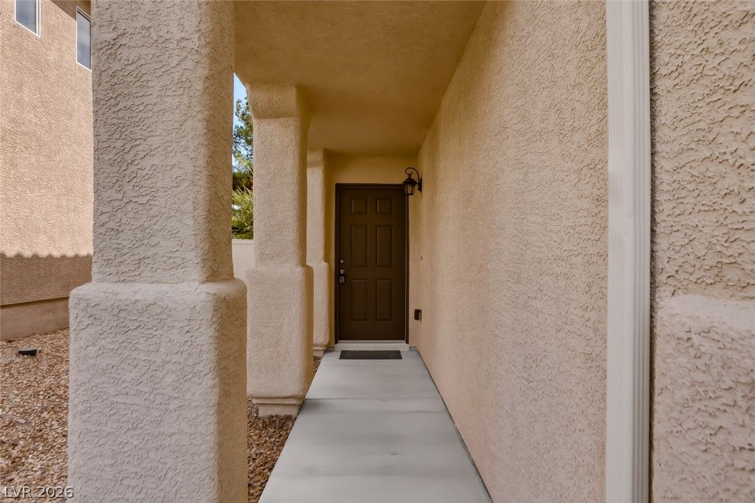 871 Patagonia Ridge Avenue — photo 2 of 18