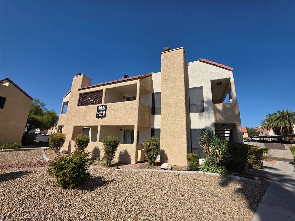 4941 Newport Cove Drive B — photo 3
