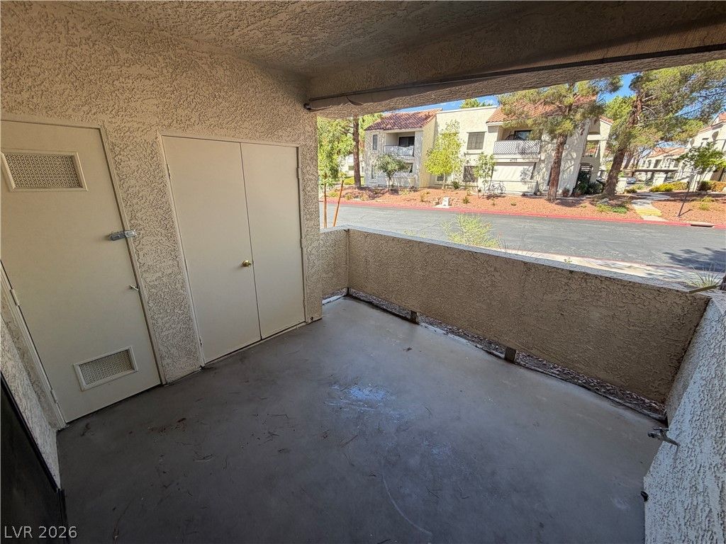 4736 NARA VISTA Way 104 — photo 5