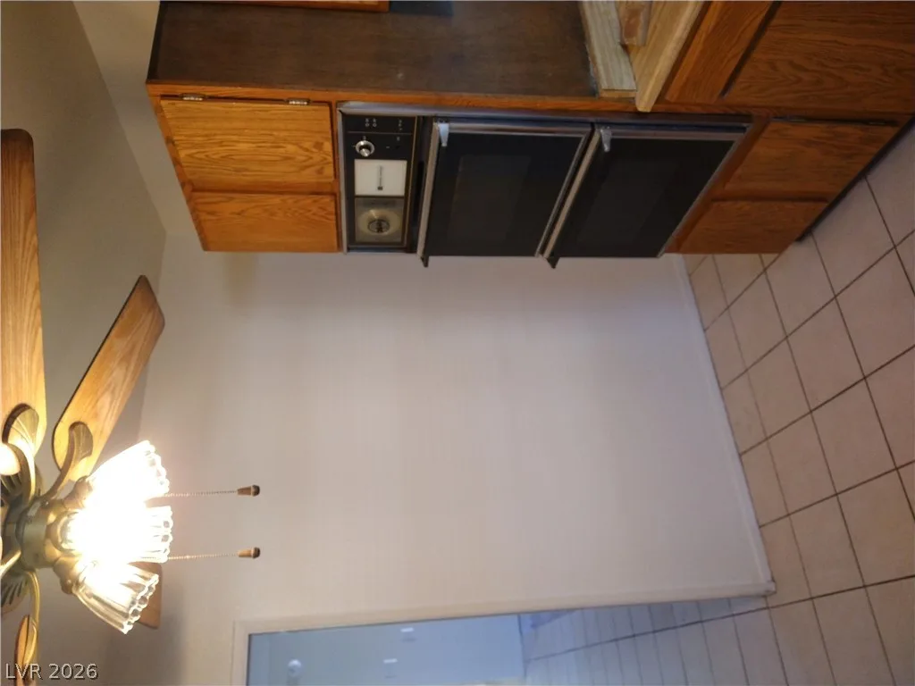 212 Bradshaw Way — photo 5