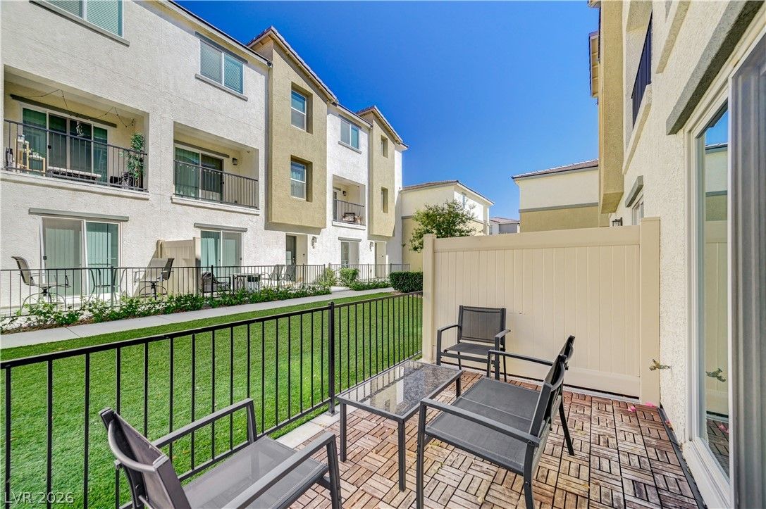 12328 Golden Wreath Road 4 — photo 4