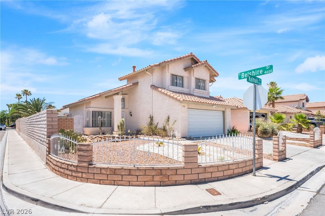 7531 Kalmalii Avenue — photo 4