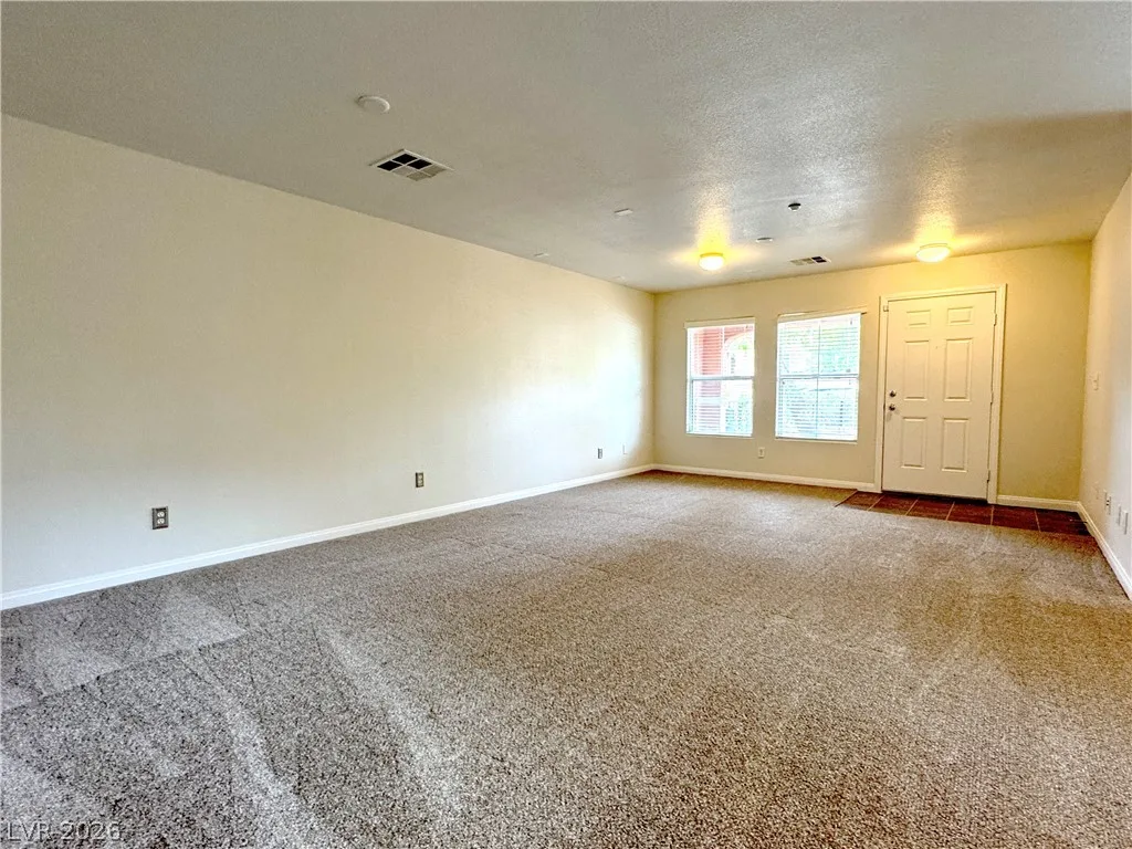 3188 MIST EFFECT Avenue — photo 5