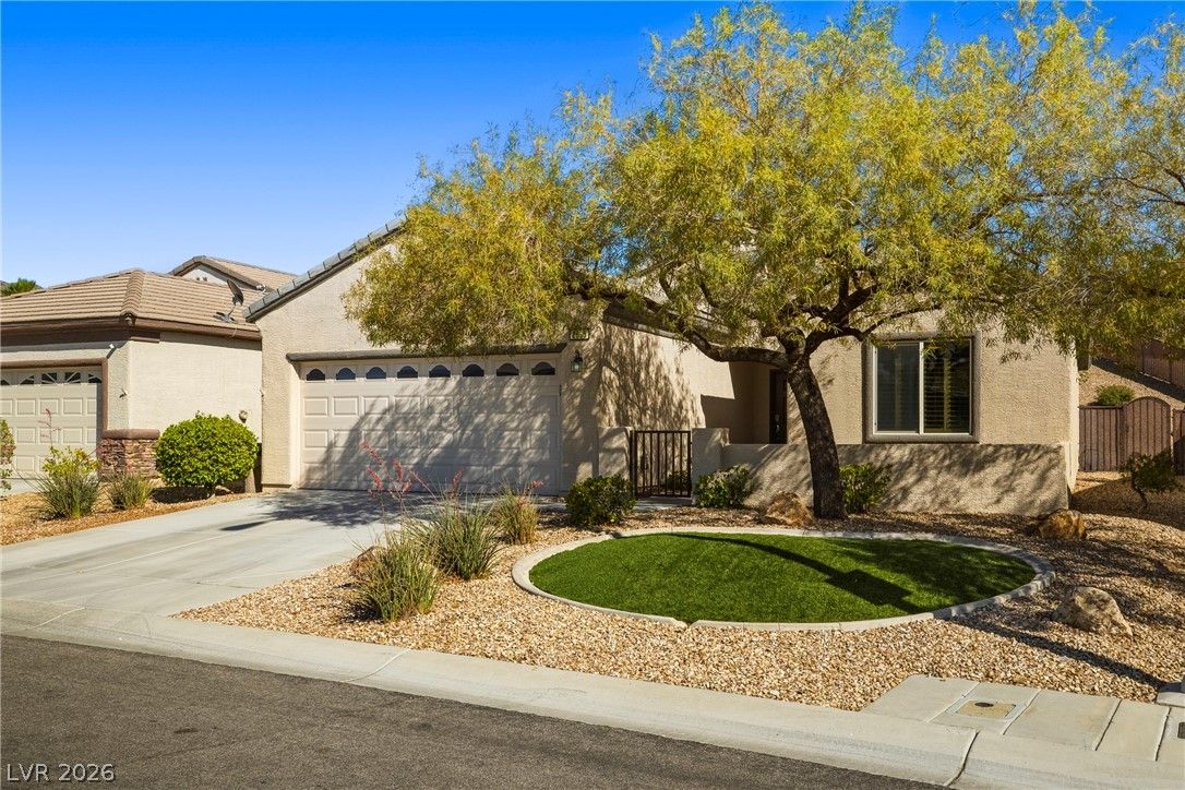 2635 Solera Moon Drive — photo 2